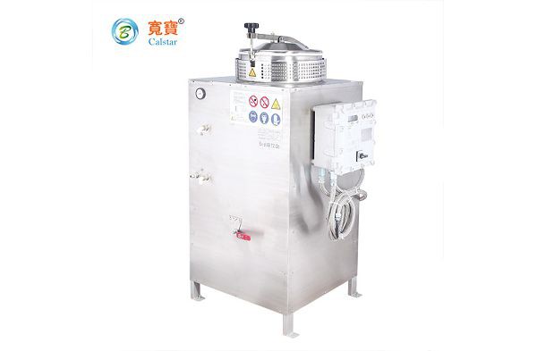 Kodėl verta naudoti tirpiklio atkūrimo mašiną